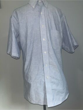 Van Heusen Men’s Light Blue Button-Down Dress Shirt